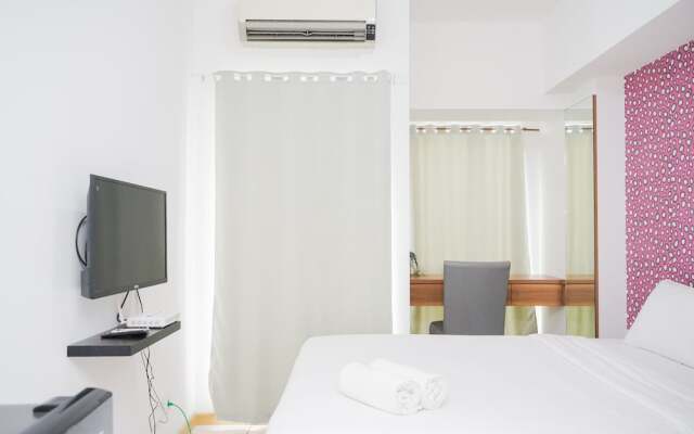 Cozy and Good Location Studio Apartment M-Town Residence