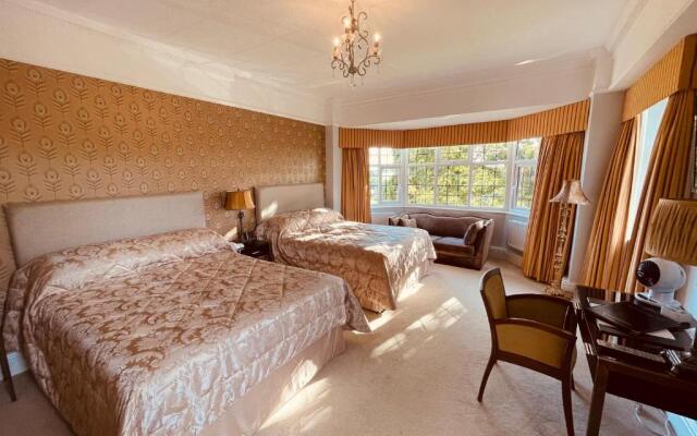 Nuthurst Grange Country House Hotel