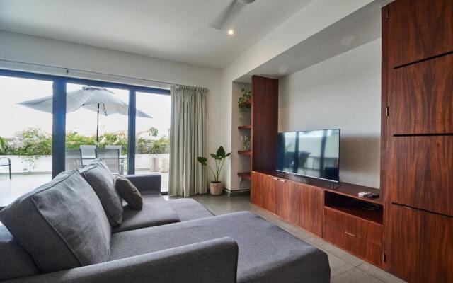 Penthouse studio an amazing location and view