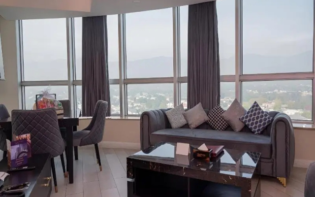 Centaurus Hotel Suites