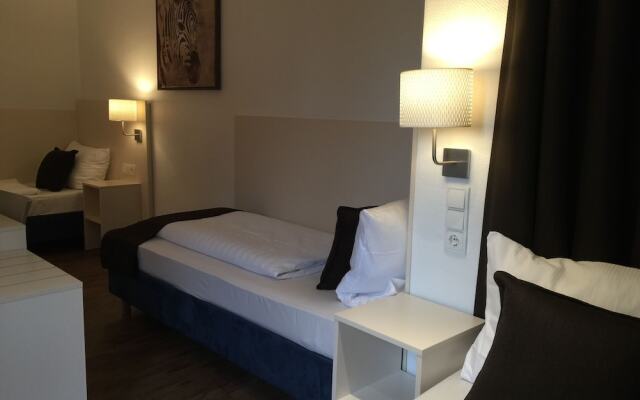 Lloyed Hotel