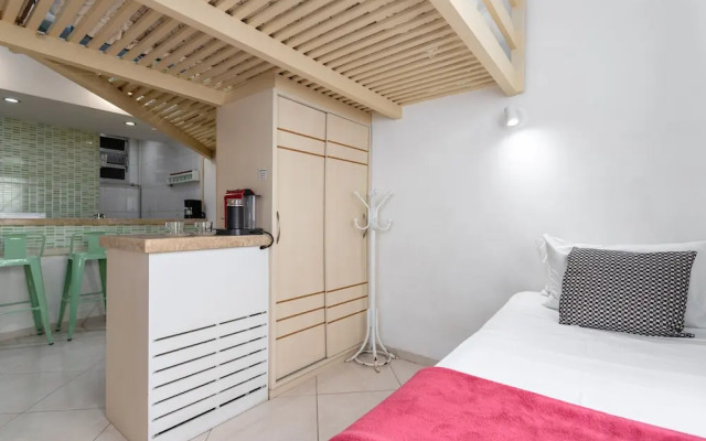 1min da praia de Copacabana - A923