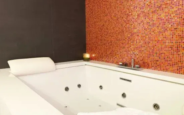 ARCAsuite Tritone Luxury