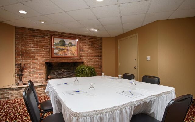 Best Western Coach House