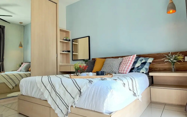 Ara Damansara Pacific Place by BeeStay