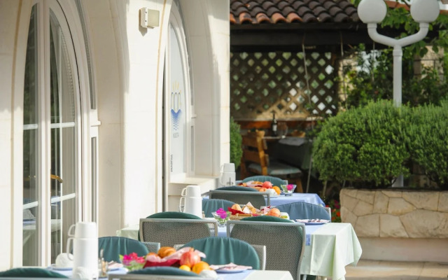 Room-delightfull Room for 2