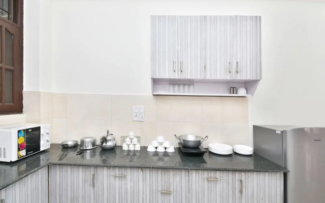 OYO 13878 Home Spacious 3BHK Kumarhatti