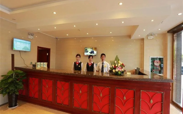 GreenTree Inn Hainan Sanya Chunyuan Seafood Square Express Hotel