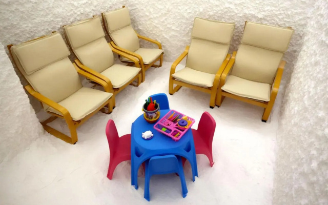 Paradise Hotel
