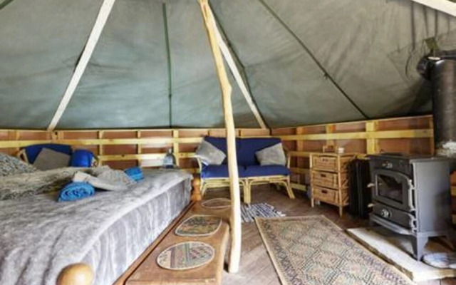 Hobbity Bell Tent House