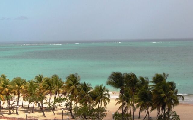 Green Island Apartments - Ocean Tower
