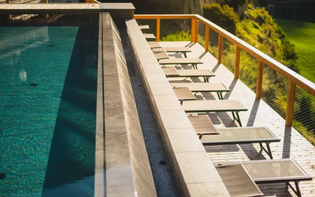 Tonzhaus Hotel & Restaurant