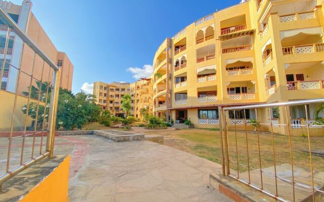 Sea Breeze Beachfront Apartments