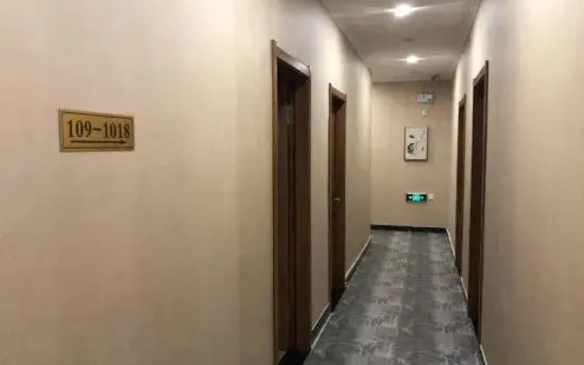 Longfeng Hostel