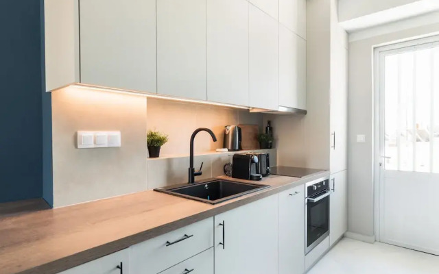 Iconic 1BR Apartment in Koukaki