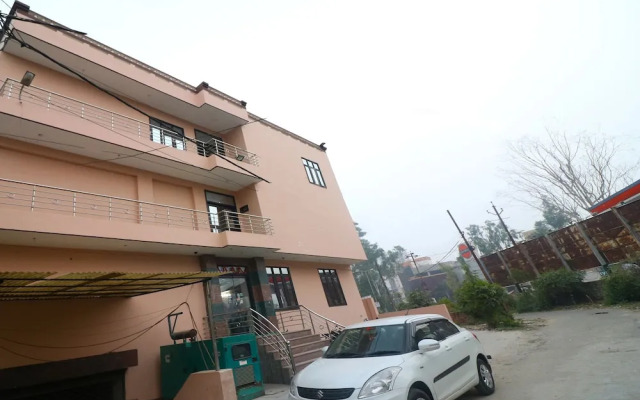 OYO 25037 Hotel Taj Heaven