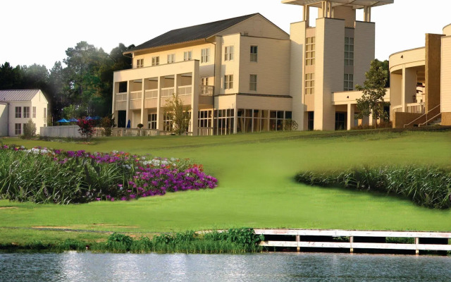 Lake Blackshear Resort & Golf Club