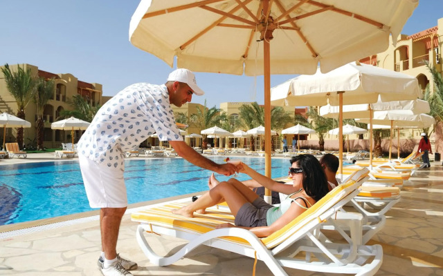 Marina Plaza Hotel, Tala Bay