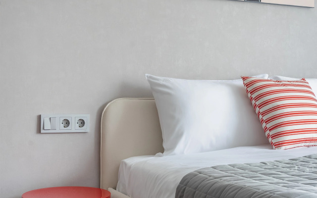 Pavlov на Аллее Смелых 13