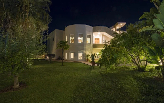 Villa Elina Luxury Residence