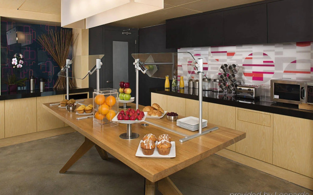 Aloft Miami - Brickell