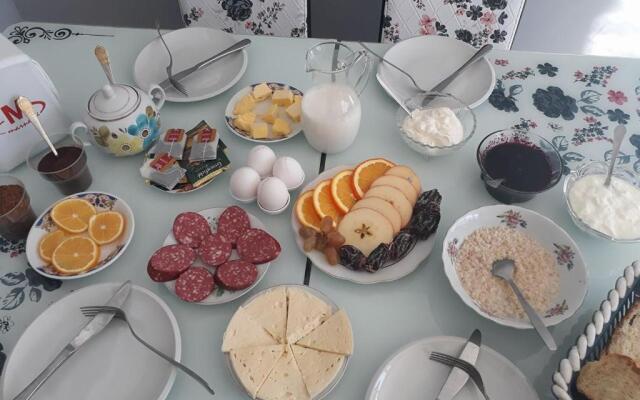 Guest House Khergiani