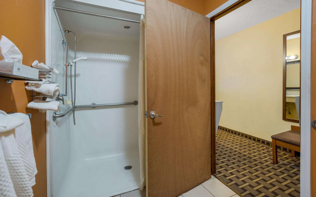 Quality Inn Ashland East