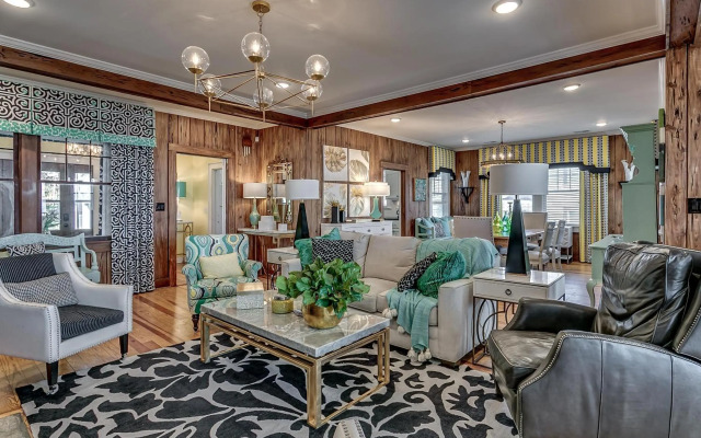 -Under The Sea (8 Bdrm / 7 Bath, Sleeps 22)