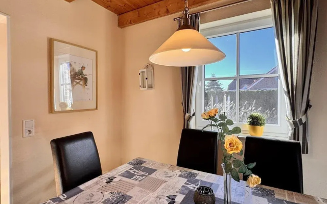 Ferienhaus mit Viel Platz in Burhave
