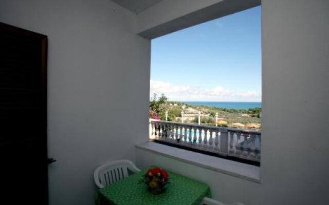 Villa Carabella Residence