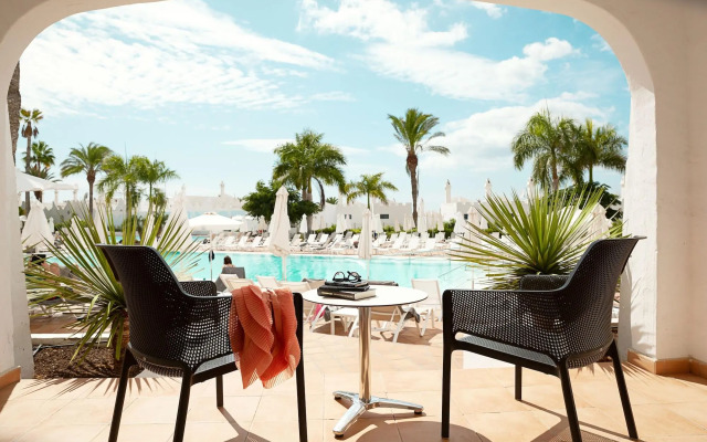Sunprime Atlantic View Suite & Spa