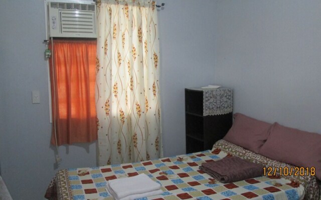 Oliveros Residence Bed and Breakfast