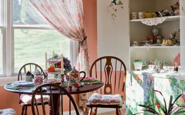 Annabelle Bed & Breakfast