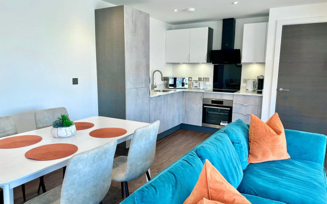 Icona Luxury Apartment - Minster Views & Allocated parking