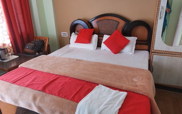 Hotel Mansarovar