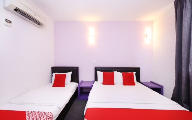 Marvelton Hotel by OYO Rooms