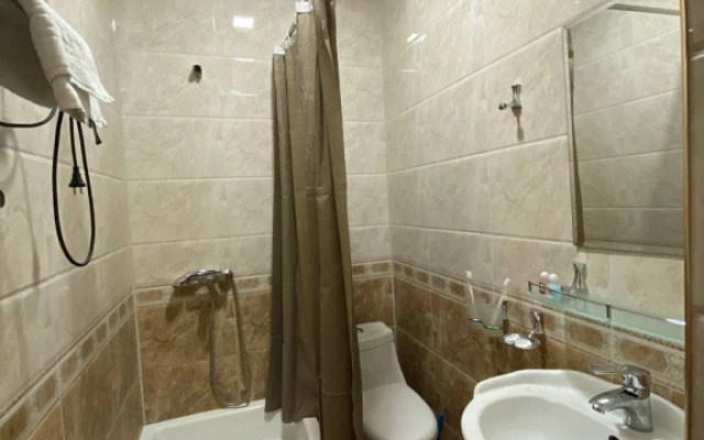 Parvina Hotel