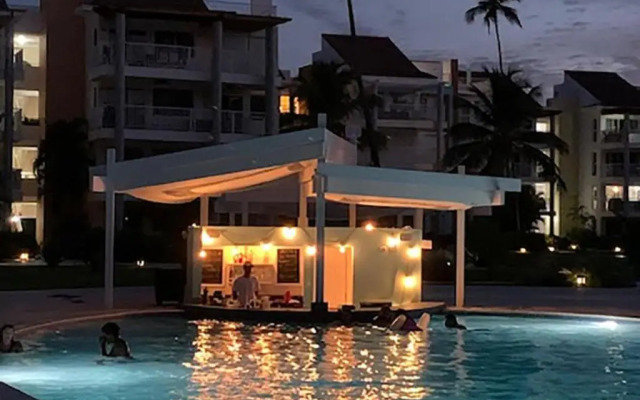Bavaro Beachfront Penthouse 4 bdr/5 Bth 10+ Guests