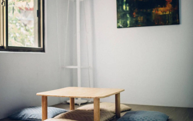 So Art Guesthouse & Hostel