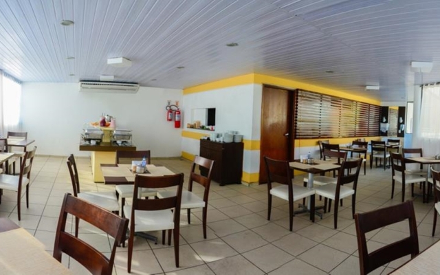 Delphia Terrazzo Ponta Negra Flat