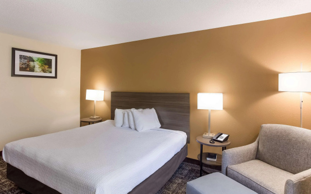Best Western Logan Inn