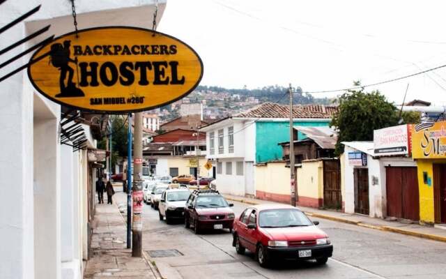 La Chola Hostel