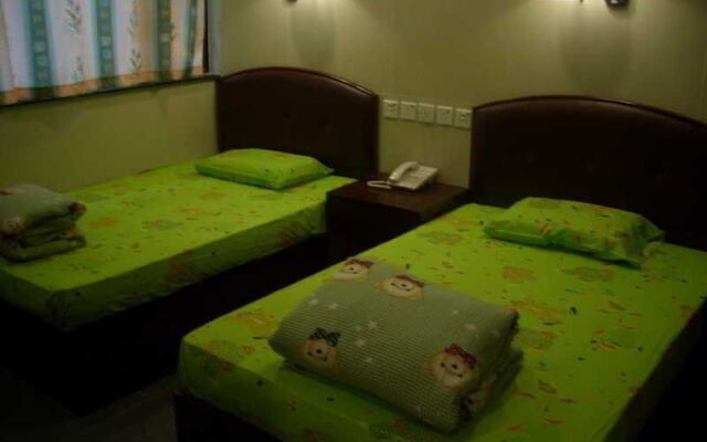 Lis Chain Hostel