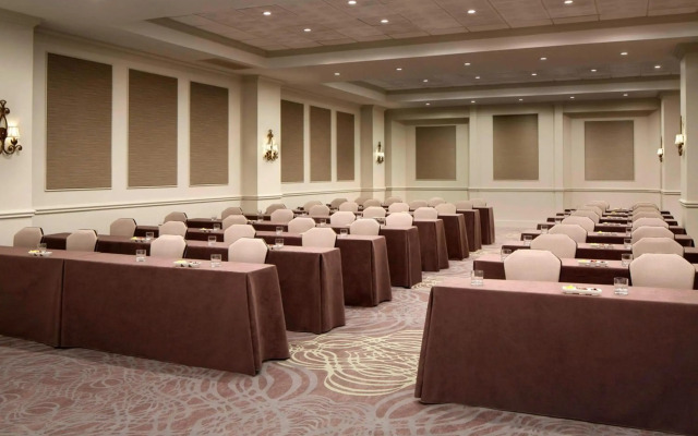 Courtyard by Marriott New Orleans French Quarter/Iberville
