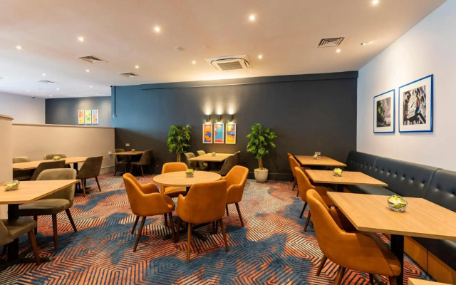 Holiday Inn Cardiff City Centre by IHG