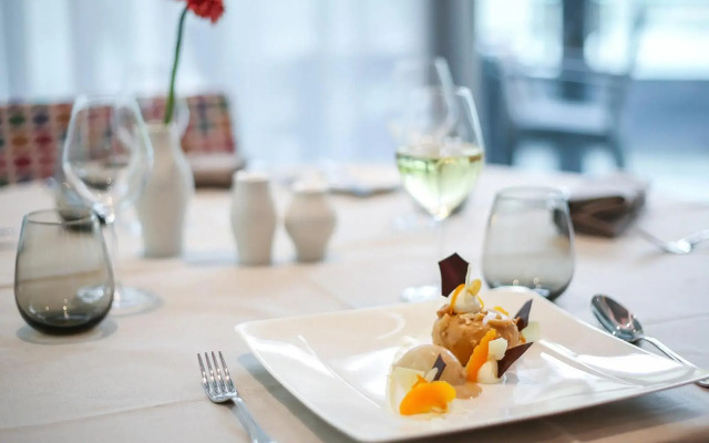 Le Royal Hotels & Resorts