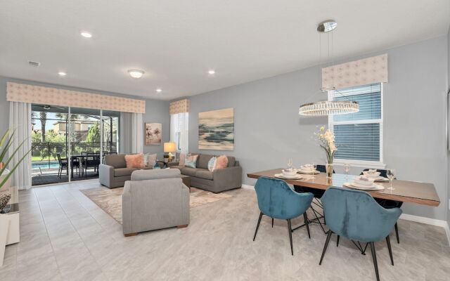 Private Pool Villa W/pool Table, On-site Waterpark