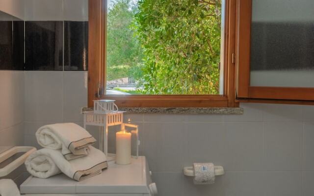 Outstanding Residenze Gallura 2 Bedroom Sleeps and Child