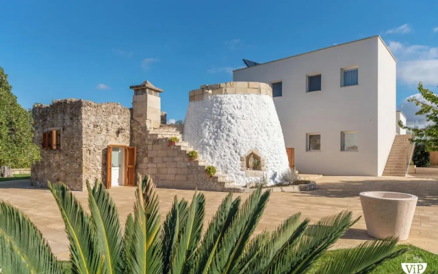 Lisària Villa Delle Meraviglie with pool