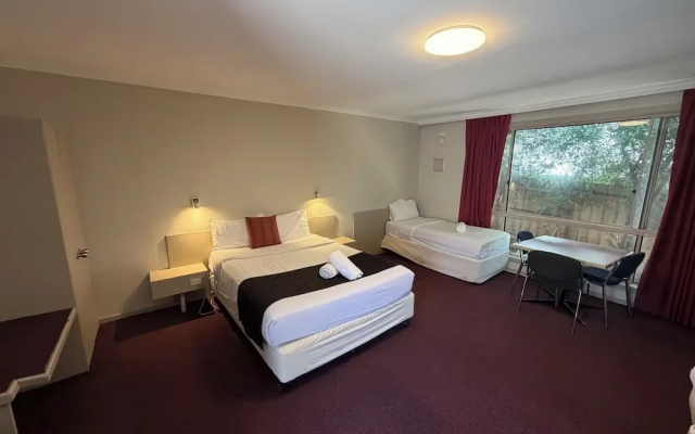 Ringwood Lake Inn